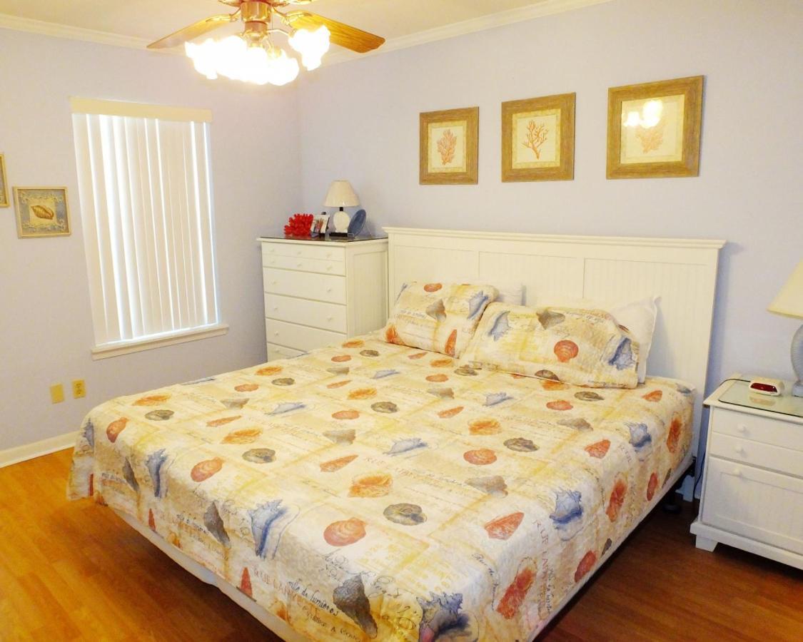 Holiday home Venture Out 79 Gulf Loop Comes With Golf Cart