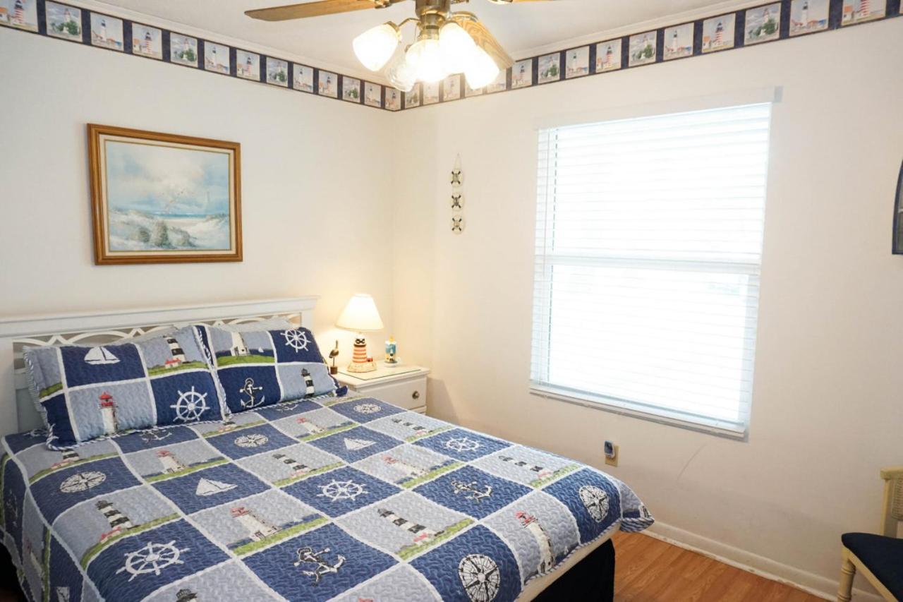 Venture Out 79 Gulf Loop Comes With Golf Cart Holiday home *